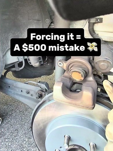 Don’t Force Electronic Rear Brakes ⚠️