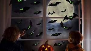 DIYASY 144 Pcs Bats Wall Decor, Glow in The Dark Bats 3D Bat Cutouts Halloween Decorations Light Up Eyes Paper Bat Stickers Black Plastic Sticky Decals for Home Indoor Outdoor décor Outside