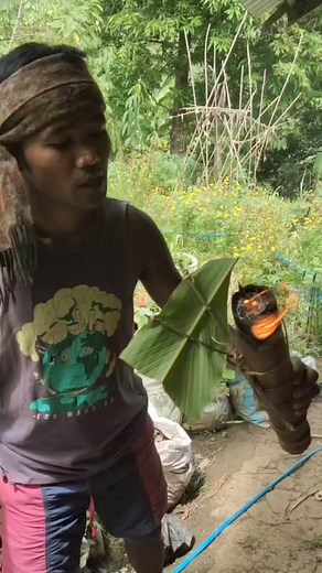 1.5M views · 10K reactions | Kinudkod - katutubong ilaw #indigenouspractices #lamp #torch #light #sustainableliving #nature #forest #almaciga #Bukidnon | Takurug Ki | Facebook