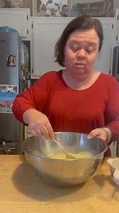 454K views · 11K reactions | Easy Homemade Dinner Rolls! I learned to make these while working in the school cafeteria in my 20s! Here's a throwback video! It's special because my Dad in it! Get recipe here: https://missyjones.com/blogs/recipes/hot-rolls | Mountain Cookin’ with Missy | Facebook