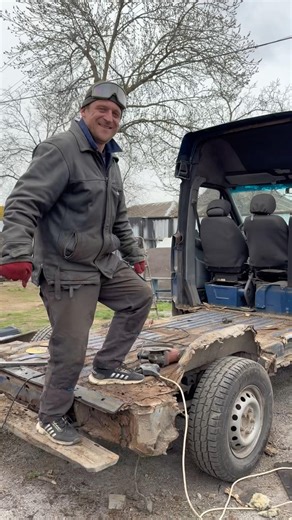 Conversion Mercedes Sprinter 313 | Part 1✅