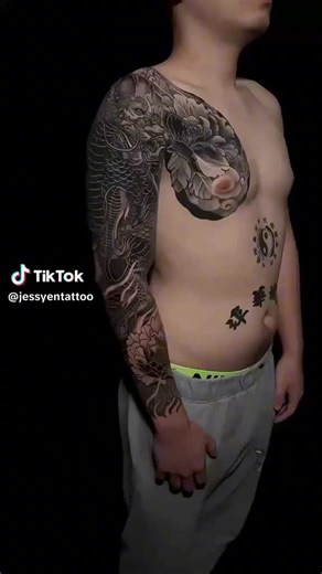 An epic full-sleeve Kirin brought to life, seamlessly flowing into a breathtaking chest piece—designed by the Master @HoriYen 彫顏 . This work blends myth, movement, and meaning, channeling the spirit of the Kirin through a bold and graceful composition. If you like the work or have any questions, please don’t hesitate to contact us at 626-570-9224 or 714-847-8484 #jessyen #horiyentattoo #kirin #kirintattoo #asiantattoo #sleevetattoo #tattooideas #tattooconcept #tattoostyle #japaneseinfluence #peo