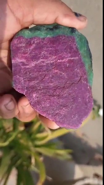 Raw Ruby Zoisite Crystal, 2295 Carats, Healing Stone - Etsy