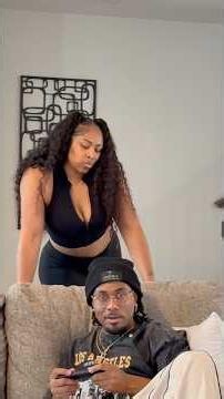 Dating older women be like #comedyvideos #funnyshorts #couples