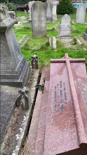 The Most Unbelievable Gravestone Designs