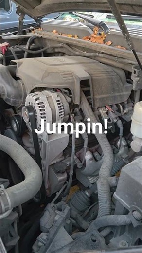 2013 Chevy Tahoe 5.3, broken engine mount. #automobile #mechanic