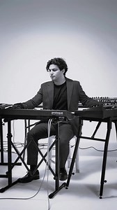 What does the future of the piano sound like? Zubin Kanga - pianist transforms the grand piano into a cyborg instrument using tech gadgets and synthesizers. His futuristic works, paired with multimedia visuals, create a unique fusion of music and performance art. https://www.elbphilharmonie.de/en/whats-on/zubin-kanga/22188 | Elbphilharmonie Hamburg