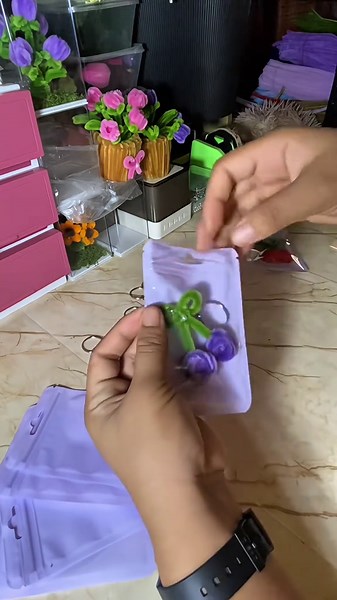 Fuzzy Wire Keychain Tutorial: Creative Ideas in Hindi
