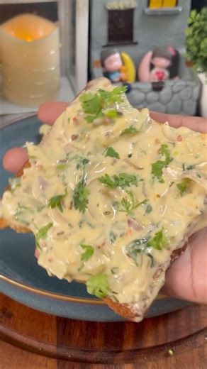 10-Min Creamy Onion Cheese Toast Recipe 🧅🧀 #shorts