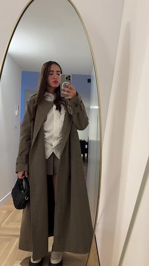 Fashionable Selfies: 21st Birthday Outfit Ideas