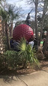 Team lift! 💪🏼👏🏼 | Pirateland Family Camping Resort