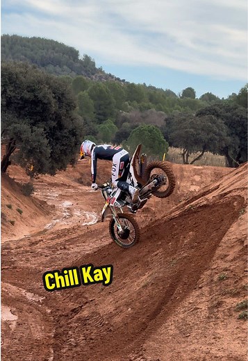 Chill Motocross Moments with KaydeWolf74