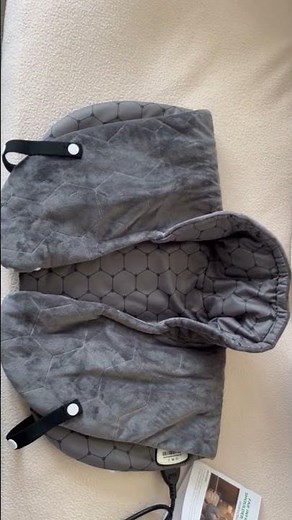Deep-penetrating heat to calm stiff necks and tired shoulders.