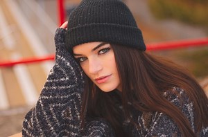 Sara Kays Reflects on Lost Love With ‘Remember That Night?’: Emerging Artists Spotlight