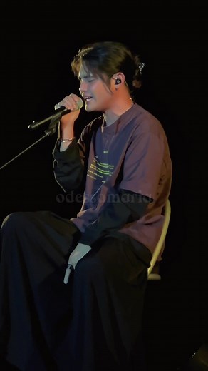 Kumunoy Una Premiere Night Performance by Pablo