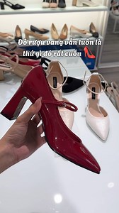 20 reactions · 10 comments | Em là cô gái mang giày đỏ 殺... Cùng CHRISTINA-Q ngắm trọn vẻ đẹp của mẫu Giày mũi vuông GBV141 này nhaaa  Sản phẩm đã lên kệ đủ size 35 - 39. Nhanh tay rinh về để xuất hiện thật nổi bật mùa lễ hội này nàng nhé!! | ChristinA-Q | Facebook