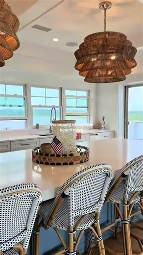 the weather hits 50 and all of a sudden I need this #Shorts #erinharperr