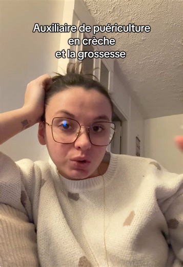 Comment je gère mon métier d’auxiliaire de puériculture en micro-crèche tout en étant enceinte 🤰🏻 force à nous les mamans/futures mamans qui ont un métier physique 🫠 #grossesse #femmeenceinte #firsttimemom #auxiliairedepuericulture #creche