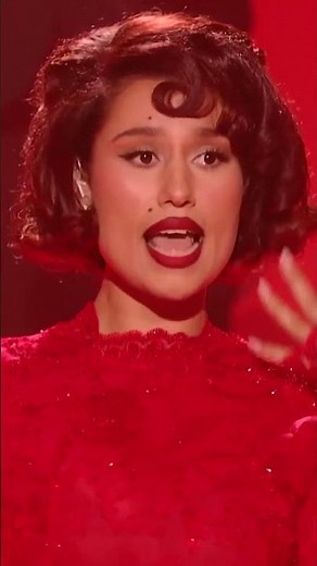Raye just took over the 2026 #VMAs with “I Will Overcome.” and “WHERE IS MY HUSBAND!” 👏👏