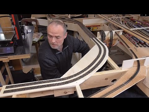 Modelleisenbahn Spur TT/1:120 - Gummikork verlegen, Paradestrecke, Lok einmessen Berichtigungen