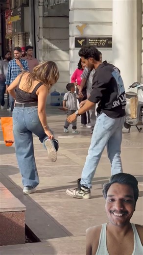 Duckling saves seriously injuredcat #DuckRescue #CuteAnimals#AnimalRescue1764