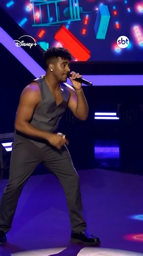 #Semifinal 🎙️ | São sonhos se realizando! Thales Cesar subiu ao palco pelo #TimePéricles e cantou "Supera", do próprio Péricles. O crossover de milhões! Não perca a grande final do #TheVoiceBrasil! Próxima segunda-feira (22), às 22h30, AO VIVO no #DisneyPlus e no #SBT! Lembrando que no Disney o episódio tem maior duração e conteúdos exclusivos para ver e rever quantas vezes quiser. Você também pode assistir às apresentações no site do The Voice Brasil ✌️❤️ | The Voice Brasil