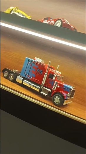 From Vintage Royalty to Supercars 🏎️ | 1:24 Die-Cast Collection