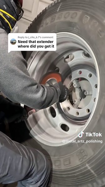 How to Polish Aluminum with a Buffer Tool