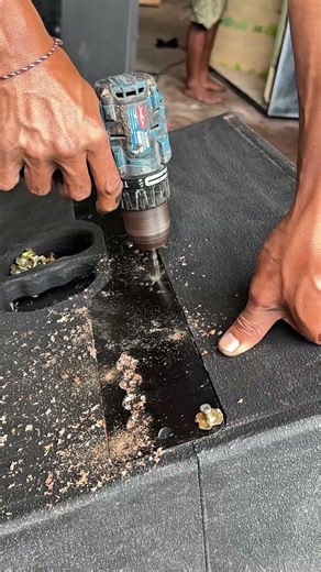 making bolt holes for T24 box brackets #tutorial #woodworking #speakerbox