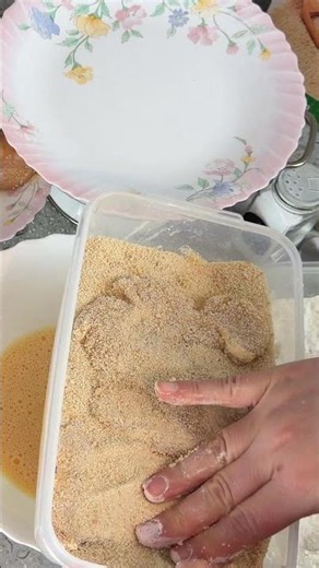 the best wiener schnitzel you will make #asmr #cooking #cookingshow #food #learnhowtocook