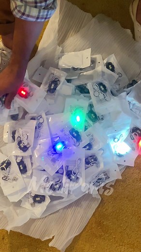 තොග ඉවර වීමට කලින් ගන්න‼️ භාන්ඩ ලැබුනු පසු ගෙවන්න 7 colors Rechargeable Aircraft light Rs.690/-Only Lowest Price in🇱🇰 COD available Deliver within 2 days Please Send Your Details Name : Address: Contact No : District : Item Name: Bank Transfer/ COD: #modify #modification #carsoftiktok #caraccessories #carmodification #bikemodification #aircraftlights #aircraftlight #strobelights #bikelights