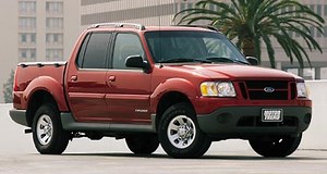 2001 Explorer Sport Trac 4X2 - One Year Road Test - Motor Trend