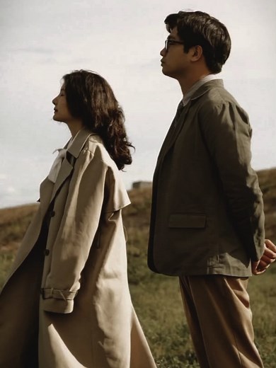 Vintage Romance: Aesthetic Couple Moments
