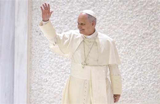 Pope at Audience: Read Word of God in historical context to avoid fundamentalism - Vatican News