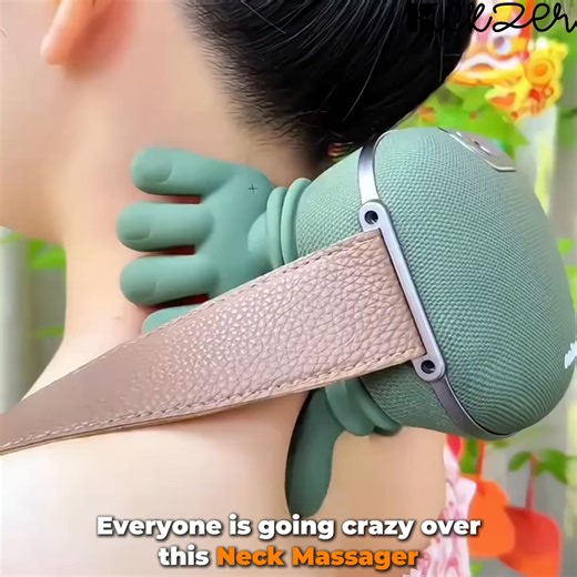 ✨ Stiff Neck? Tight Shoulders? Feel the Relief. With RelaxTrapeze™, just 10 minutes a day melts away tension and helps you feel like you again. This powerful kneading neck massager targets your trapezius and shoulder muscles to relieve stiffness, boost circulation, and restore calm. ✅ Ergonomic design fits perfectly over your shoulders ✅ Deep-tissue kneading for real muscle relief ✅ Use at home, at work, or while traveling ✅ Eases headaches, tension, and daily stress ✅ No appointments, no cords,