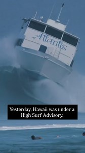 Things got a little freaky in Waikiki yesterday. 🎥 @blakemichel_, @jennifertema1, @surfersofhawaii_ #hawaii #surfing #surfline | Surfline