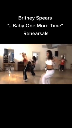 #britneyspearsfan #britneyspearsedit #britneyspearsarmy #britneyspearsremixes #britneyspearscult #britneyspearsdance #britneyalbum #foryou #foryoupage #fy #prt #pt #pourtoi #pourtoii #babyonemoretime #rehearsals