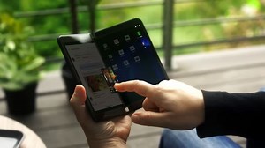 Microsoft Working On a Foldable Smartphone, Suggests Patent Application