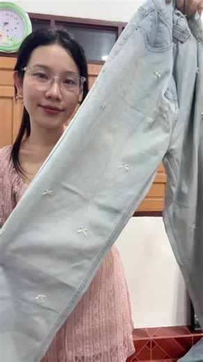 Ellisa hpaan: sizing options (waist and length) shown