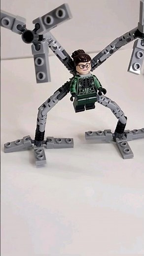 How To Build Female Doc Ock (Into The Spider-Verse) LEGO Liz
