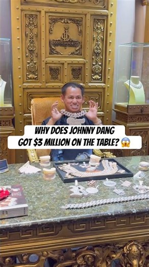 Why does #JohnnyDang got $3 million in jewelry on the table? 😱 #hiphopculture #diamonds #shorts