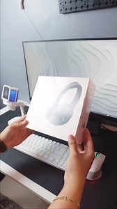 28K views · 44 reactions | UNBOXING this headphones from TOZO with 60Hour Playtime, this is their HT2 Adaptive ANC headphones. Premium Hi-Res Audio Long-lasting comfort with Soft Ear PadsPersonalized Sound Storage - TOZO APPUnmatched Endurance - 60Hours playtime - Type C 18 month warranty #TechByRon #TechTok #Tozo #HT2 #WirelessHeadphones #ANC | Tech by Ron | Facebook