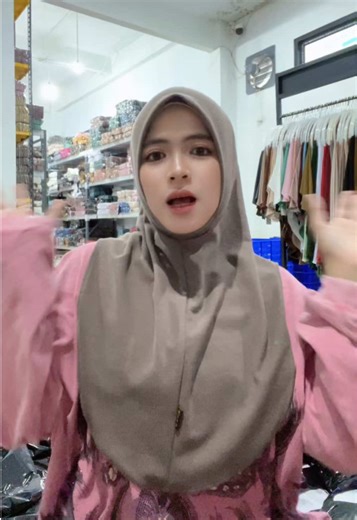 HIJAB INSTAN KHAIRA LUXE JERSEY KNIT SNOW TERBARU #kerudungbergo #hijabinstan #hijabdagu #hijabinstanterbaru #bergokhaira