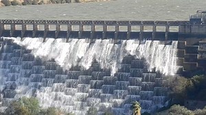 Nqweba Dam, Graaff-Reinet Tourism, Eastern Cape Stephan de Klerk | We Are South Africans