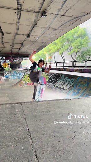 Rambo Skate: 3 Flips Challenge