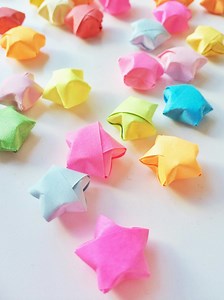 Comment faire des étoiles en origami ?