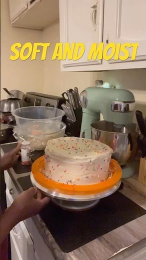 Bakery Style Vanilla Cake Soft &Fluffy!#VanillaCake#BakingRecipes#EasyDesserts