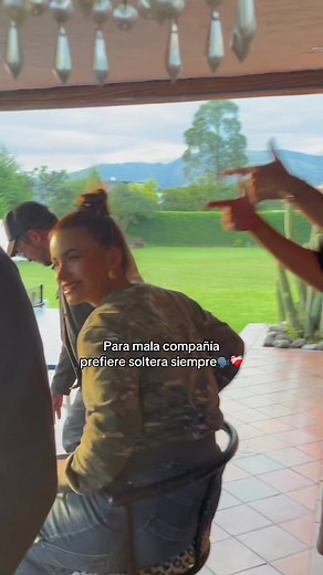Para mala compañía, prefiero soltera