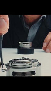Versace, Greca Extreme Chrono modeli maskülen çizgisi ve güçlü kronograf yapısıyla şimdi Saat&Saat mağazalarında ve saatvesaat.com.tr’de. | Saat & Saat