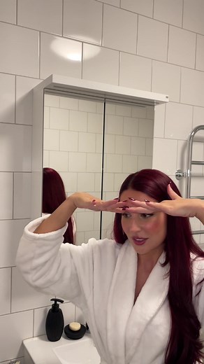 Red Hair Brow Tutorial: Natural Illusion for Unnatural Color